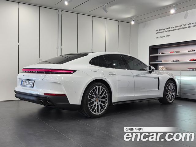 Porsche Panamera 2025 — photo 2