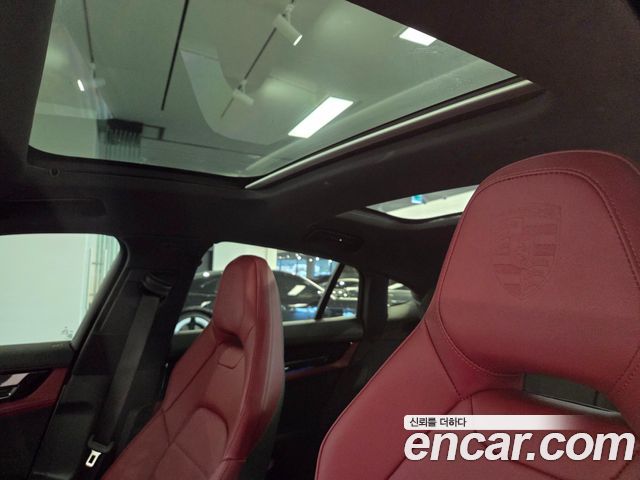 Porsche Panamera 2025 — photo 19