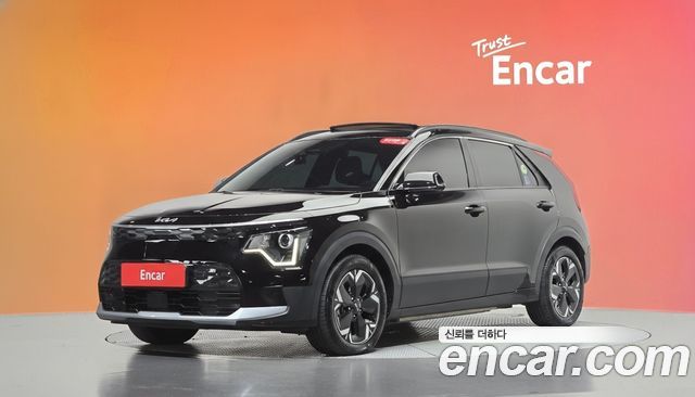Kia Niro 2023 — photo 1