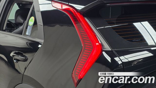 Kia Niro 2023 — photo 9