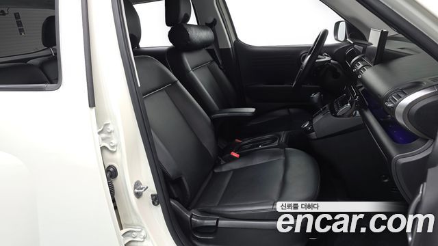 Hyundai Casper 2022 — photo 17