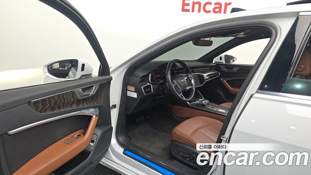 Audi A6 2021 — photo 13
