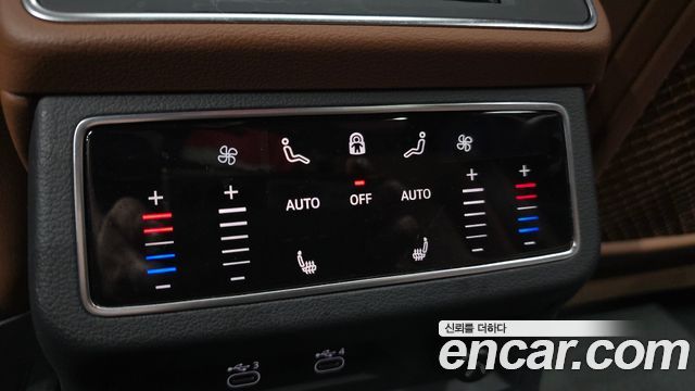 Audi A6 2021 — photo 29