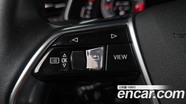 Audi A6 2021 — photo 30