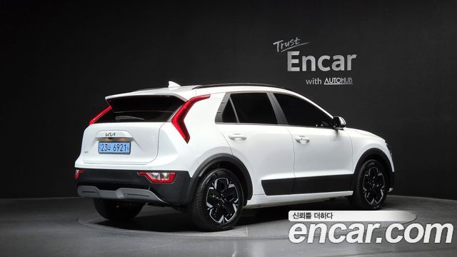 Kia Niro 2024 — photo 2