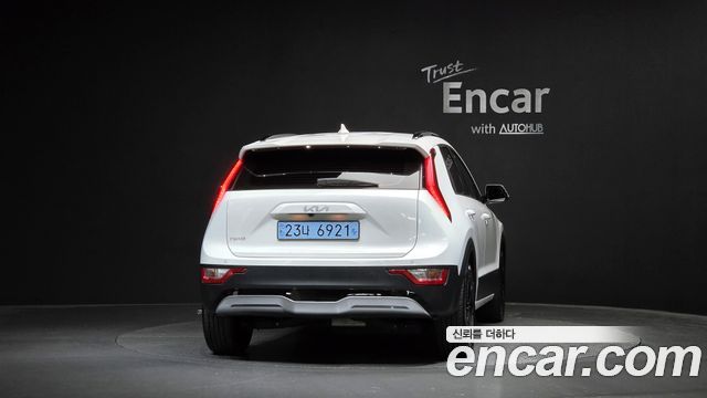 Kia Niro 2024 — photo 4