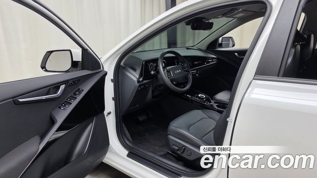 Kia Niro 2024 — photo 13