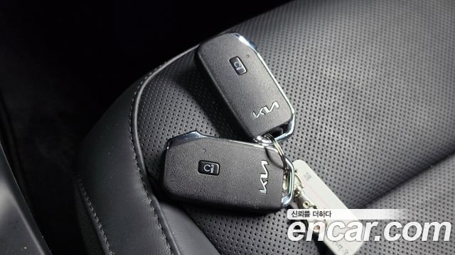 Kia Niro 2024 — photo 32
