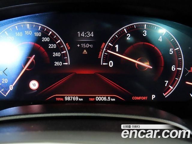 BMW Gran Turismo 2019 — photo 9