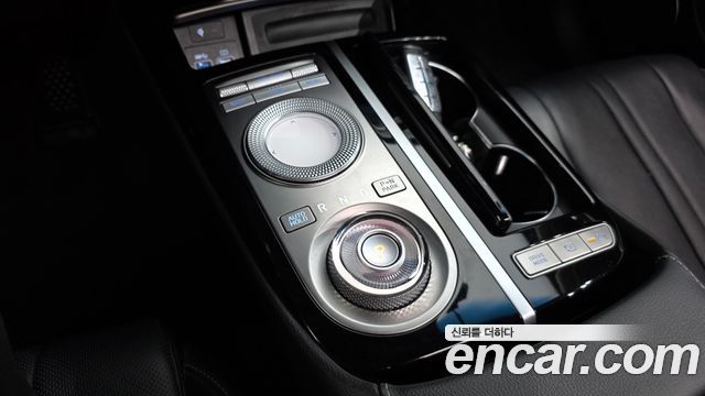 Genesis G80 2022 — photo 12
