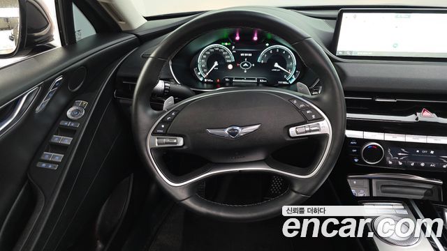 Genesis G80 2022 — photo 19