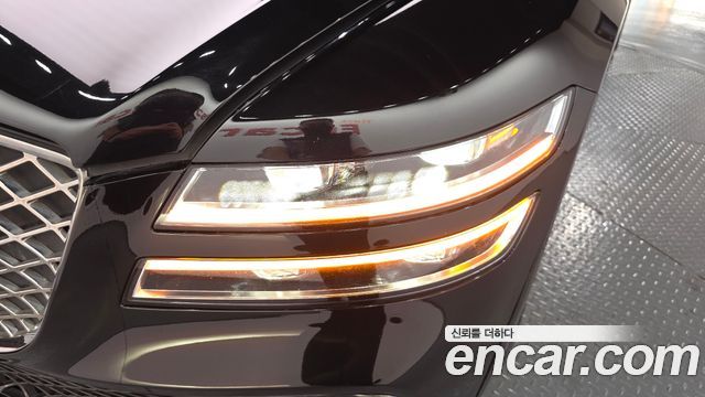 Genesis G80 2022 — photo 8