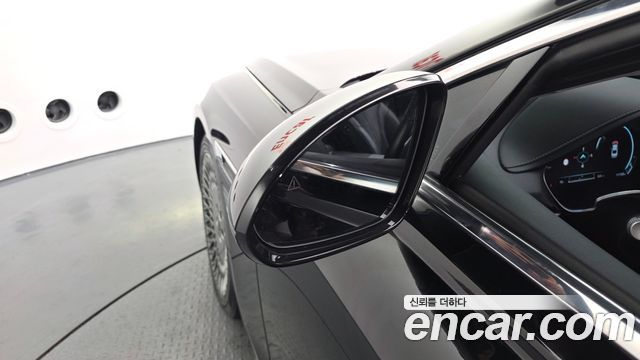 Genesis G80 2022 — photo 28