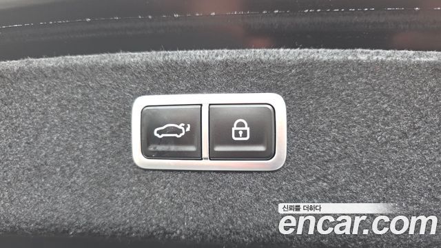 Genesis G80 2022 — photo 38