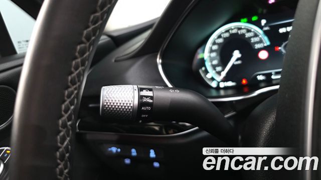 Genesis G80 2022 — photo 42