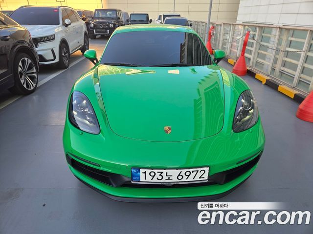 Porsche 718 2023 — photo 1