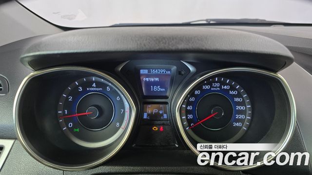 Hyundai AVANTE 2012 — photo 8