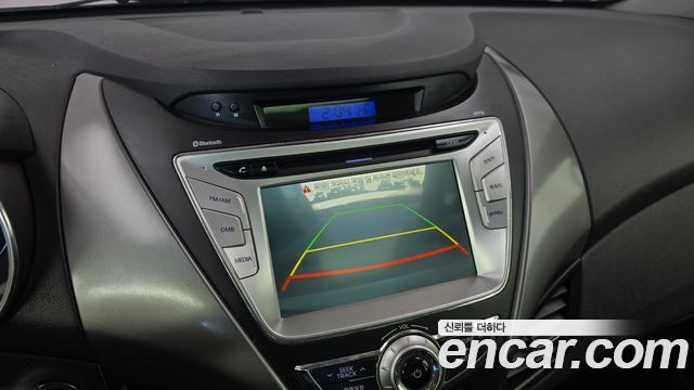 Hyundai AVANTE 2012 — photo 15
