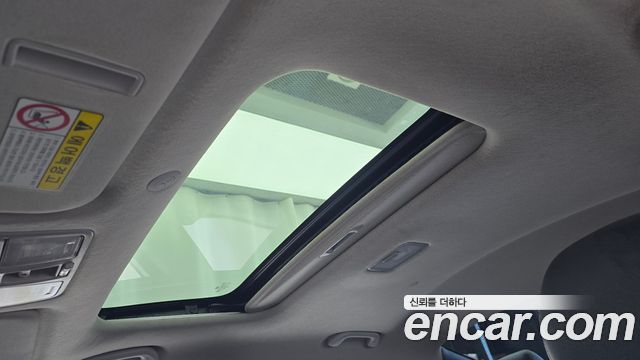 Hyundai AVANTE 2012 — photo 17