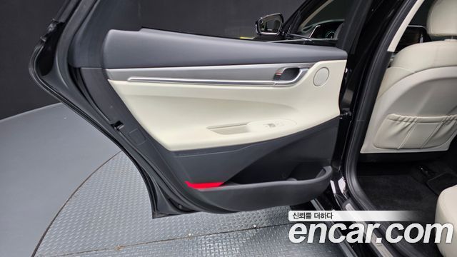Hyundai Grandeur 2022 — photo 15