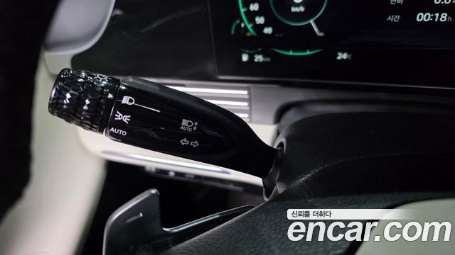 Hyundai Grandeur 2022 — photo 36