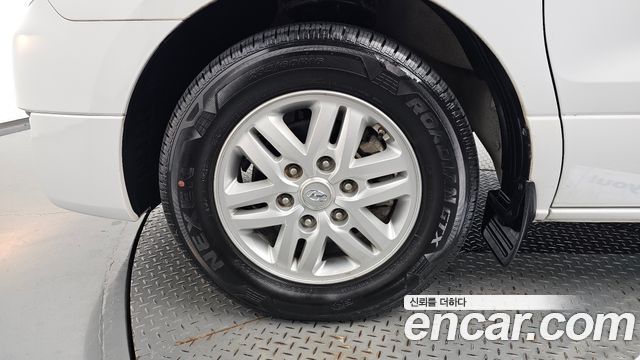 Hyundai Starex 2017 — photo 5