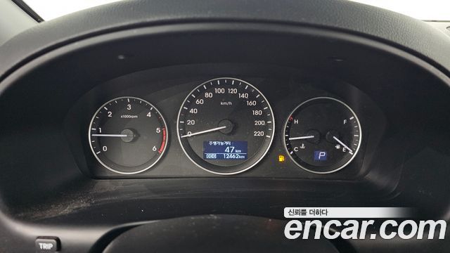 Hyundai Starex 2017 — photo 8