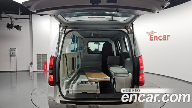 Hyundai Starex 2017 — photo 20