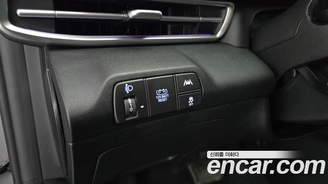 Hyundai AVANTE 2021 — photo 31