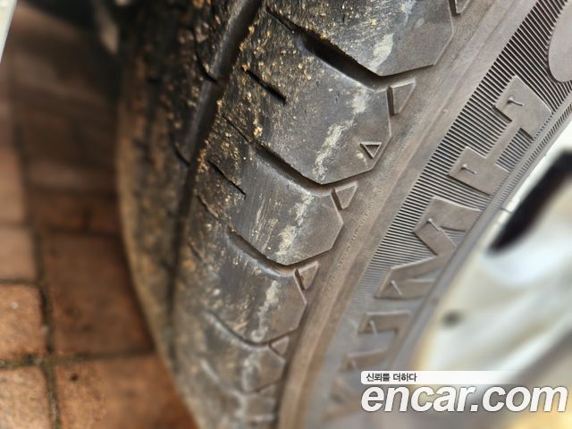 Hyundai Starex 2011 — photo 20