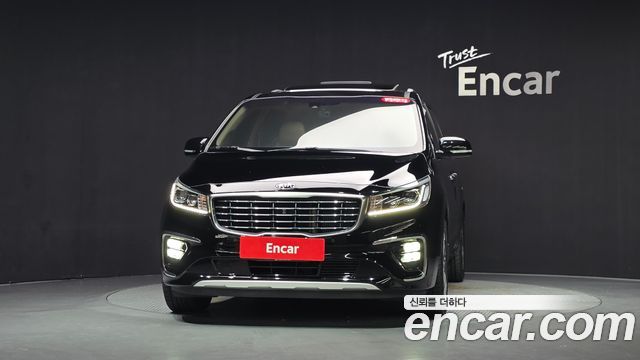 Kia Canival 2020 — photo 3