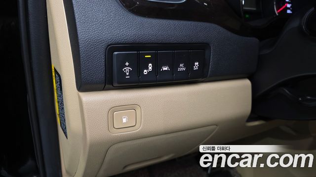 Kia Canival 2020 — photo 18