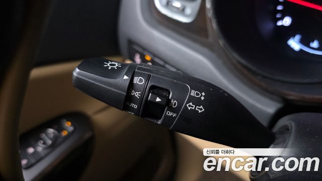 Kia Canival 2020 — photo 34
