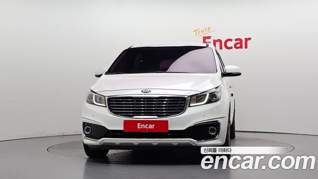 Kia Canival 2018 — photo 3
