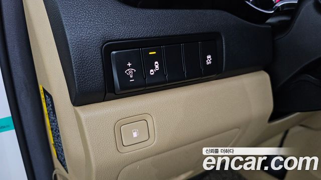 Kia Canival 2018 — photo 16