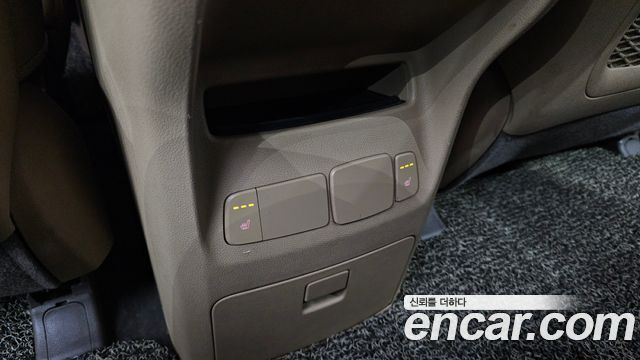 Kia Canival 2018 — photo 18