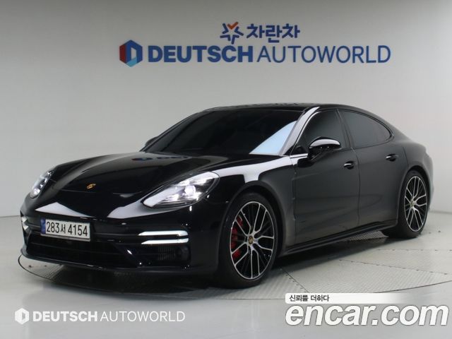 Porsche Panamera 2022 — photo 1