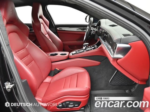 Porsche Panamera 2022 — photo 10