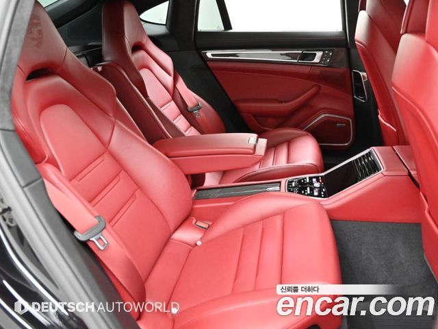 Porsche Panamera 2022 — photo 12