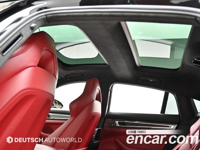 Porsche Panamera 2022 — photo 18