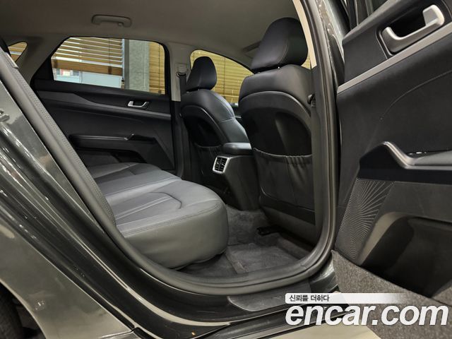 Kia K5 2020 — photo 15