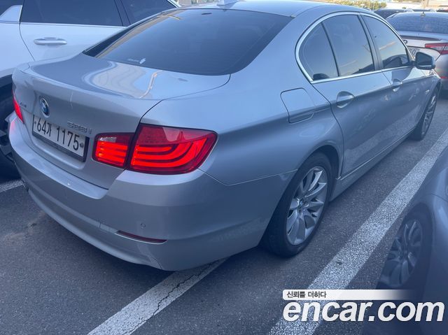 BMW 5-Series 2013 — photo 2