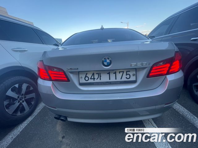 BMW 5-Series 2013 — photo 4