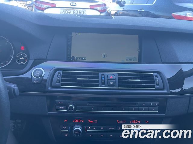 BMW 5-Series 2013 — photo 9