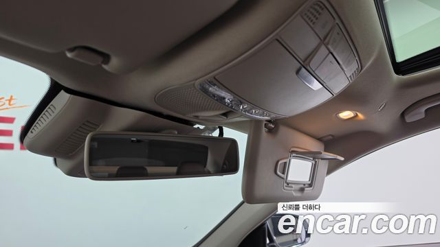 Mercedes-Benz E-Class 2020 — photo 29
