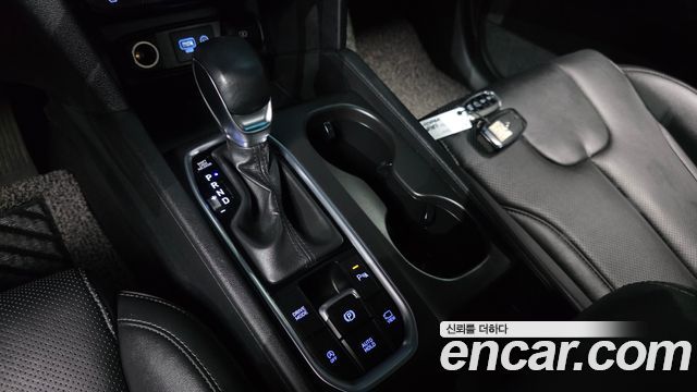 Hyundai Santafe 2019 — photo 12