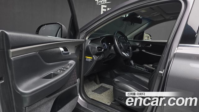 Hyundai Santafe 2019 — photo 13