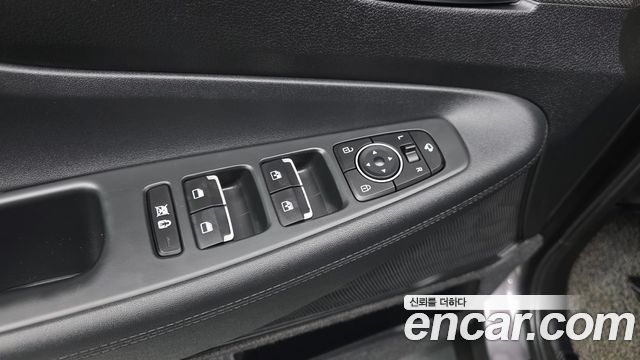 Hyundai Santafe 2019 — photo 17