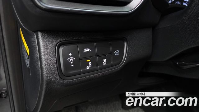 Hyundai Santafe 2019 — photo 18