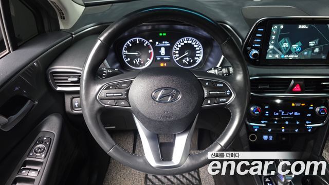 Hyundai Santafe 2019 — photo 19